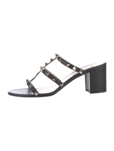 Pre-owned Valentino Garavani Rockstud Accents Leather Slides In Black