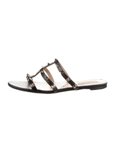 Pre-owned Valentino Garavani Rockstud Accents Leather Slides In Black