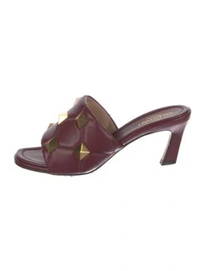 Pre-owned Valentino Garavani Rockstud Accents Leather Slides In Burgundy