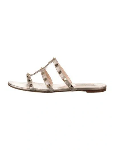 Pre-owned Valentino Garavani Rockstud Accents Leather Slides In Neutral