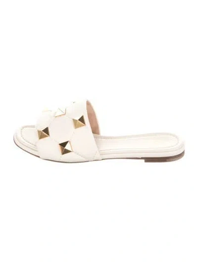 Pre-owned Valentino Garavani Rockstud Accents Leather Slides In Neutrals