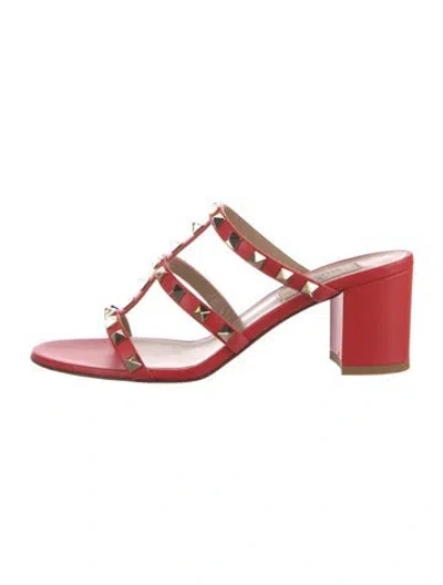 Pre-owned Valentino Garavani Rockstud Accents Leather Slides In Red