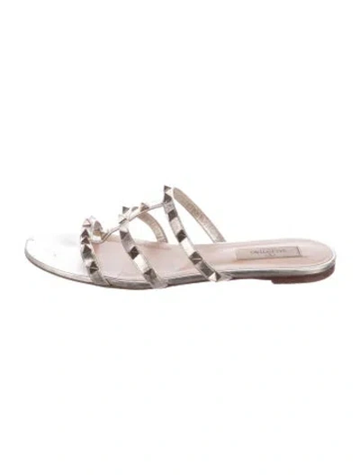Pre-owned Valentino Garavani Rockstud Accents Leather Slides In Silver