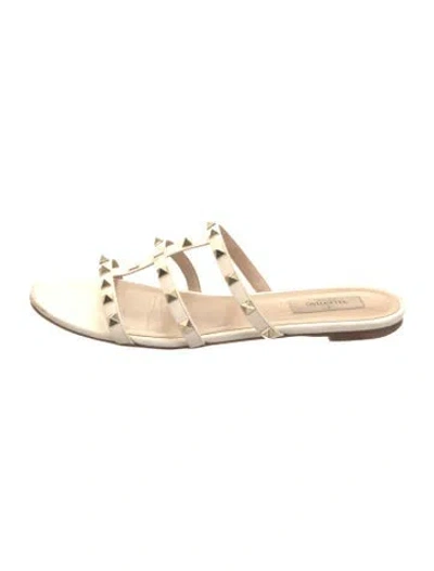 Pre-owned Valentino Garavani Rockstud Accents Leather Slides In White