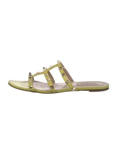 Pre-owned Valentino Garavani Rockstud Accents Leather Slides In Yellow