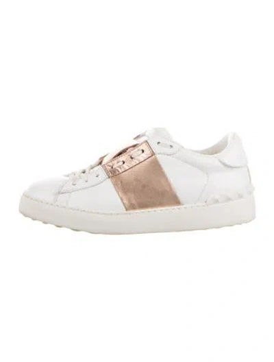 Pre-owned Valentino Garavani Rockstud Accents Leather Sneakers In Multi