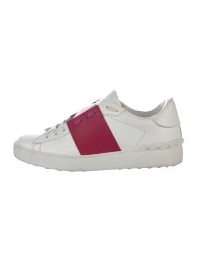 Pre-owned Valentino Garavani Rockstud Accents Leather Sneakers In White