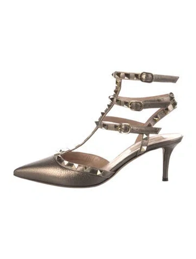 Pre-owned Valentino Garavani Rockstud Accents Leather T-strap Pumps