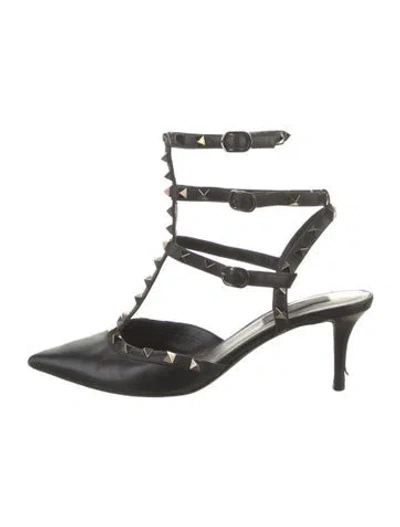 Pre-owned Valentino Garavani Rockstud Accents Leather T-strap Pumps In Black