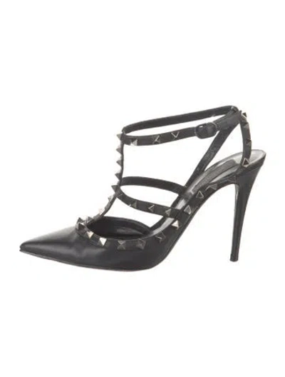 Pre-owned Valentino Garavani Rockstud Accents Leather T-strap Pumps In Black