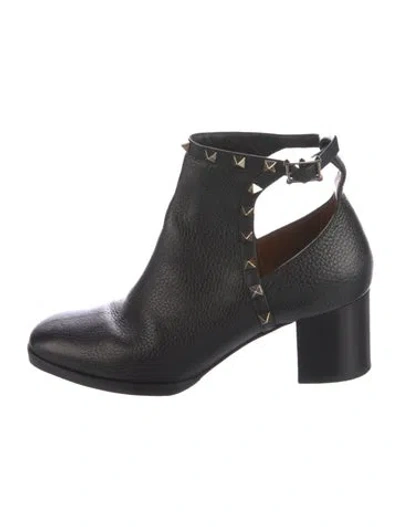 Pre-owned Valentino Garavani Rockstud Accents Leather T-strap Pumps In Black