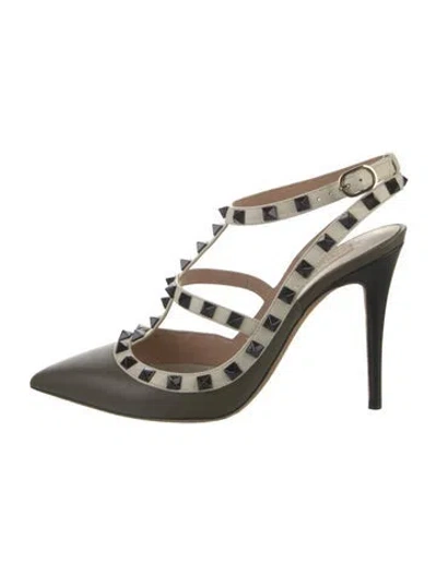 Pre-owned Valentino Garavani Rockstud Accents Leather T-strap Pumps In Black