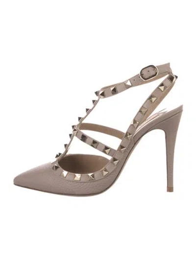 Pre-owned Valentino Garavani Rockstud Accents Leather T-strap Pumps In Neutral