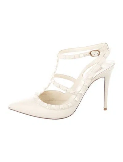 Pre-owned Valentino Garavani Rockstud Accents Leather T-strap Pumps In Neutral