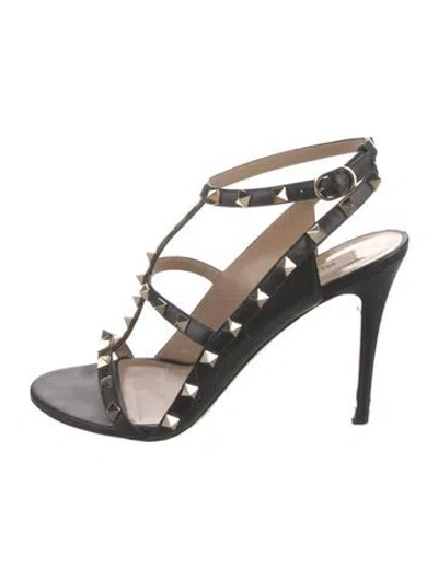 Pre-owned Valentino Garavani Rockstud Accents Leather T-strap Sandals In Black