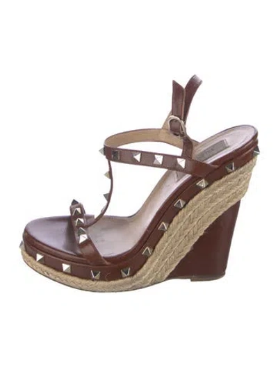 Pre-owned Valentino Garavani Rockstud Accents Leather T-strap Sandals In Multi