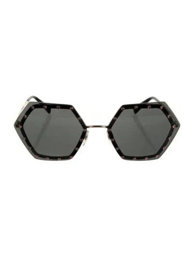 Pre-owned Valentino Rockstud Accents Oversize Sunglasses In Black/metallic