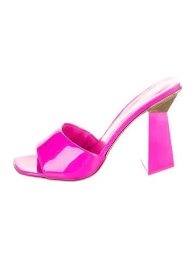Pre-owned Valentino Garavani Rockstud Accents Patent Leather Slides In Pink
