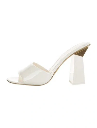 Pre-owned Valentino Garavani Rockstud Accents Patent Leather Slides W/ Tags In Neutrals