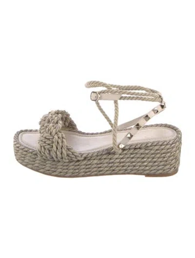 Pre-owned Valentino Garavani Rockstud Accents Patterned Gladiator Sandals In Neutral