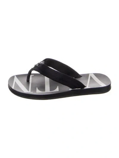 Pre-owned Valentino Garavani Rockstud Accents Printed Flip Flops In Black