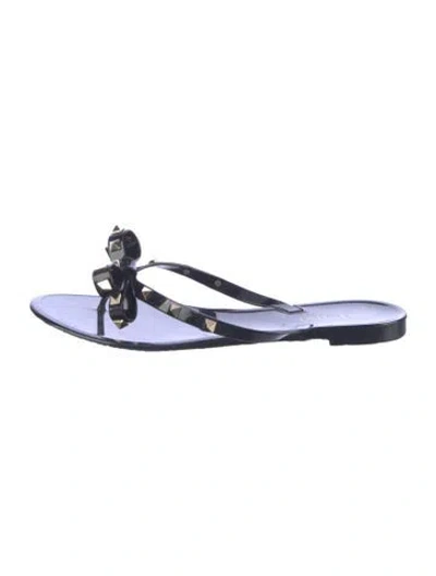 Pre-owned Valentino Garavani Rockstud Accents Rubber Flip Flops In Blue