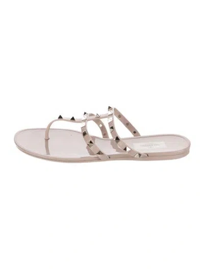 Pre-owned Valentino Garavani Rockstud Accents Rubber Flip Flops In Neutral