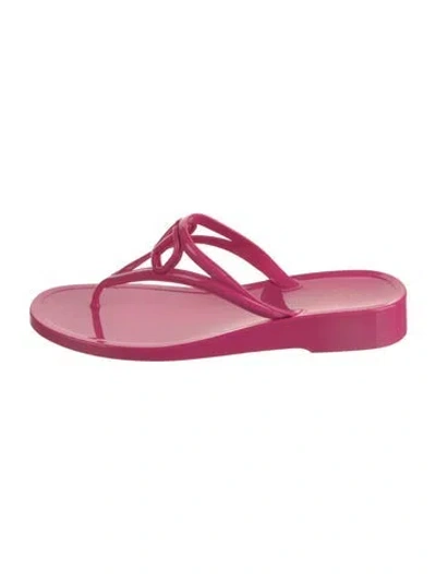 Pre-owned Valentino Garavani Rockstud Accents Rubber Flip Flops In Pink