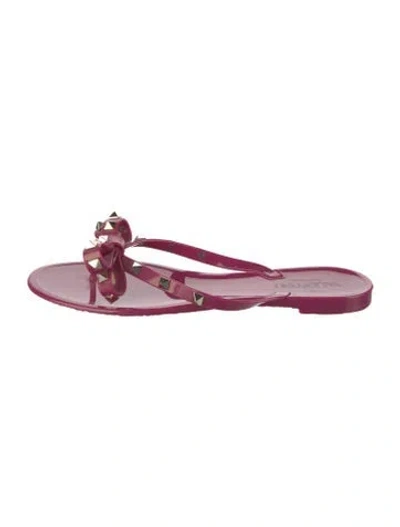 Pre-owned Valentino Garavani Rockstud Accents Rubber Flip Flops In Purple