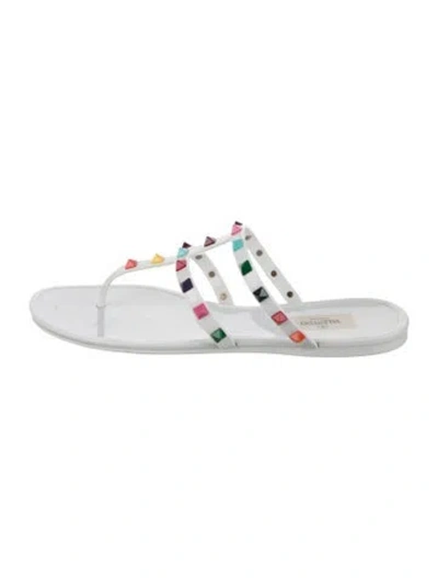 Pre-owned Valentino Garavani Rockstud Accents Rubber Flip Flops In White