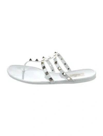 Pre-owned Valentino Garavani Rockstud Accents Rubber Flip Flops In White