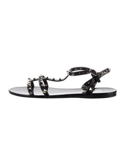 Pre-owned Valentino Garavani Rockstud Accents Rubber Gladiator Sandals In Black