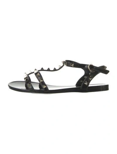 Pre-owned Valentino Garavani Rockstud Accents Rubber Gladiator Sandals W/ Tags In Black