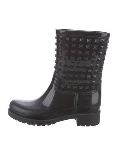Pre-owned Valentino Garavani Rockstud Accents Rubber Rain Boots In Black