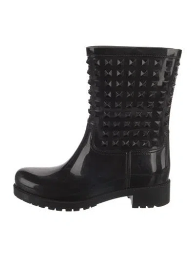 Pre-owned Valentino Garavani Rockstud Accents Rubber Rain Boots In Black