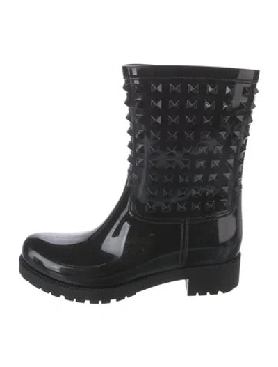 Pre-owned Valentino Garavani Rockstud Accents Rubber Rain Boots In Black