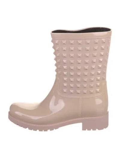 Pre-owned Valentino Garavani Rockstud Accents Rubber Rain Boots In Pink