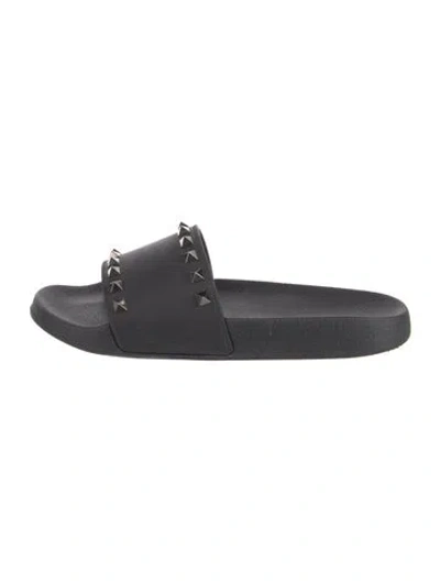 Pre-owned Valentino Garavani Rockstud Accents Rubber Slides In Black