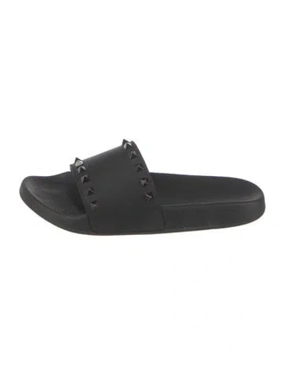 Pre-owned Valentino Garavani Rockstud Accents Rubber Slides In Black