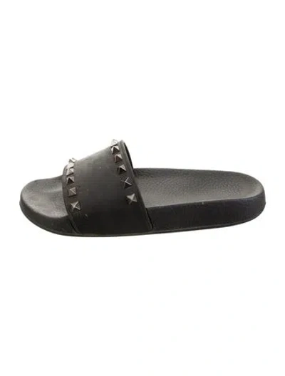 Pre-owned Valentino Garavani Rockstud Accents Rubber Slides In Black