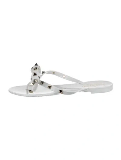 Pre-owned Valentino Garavani Rockstud Accents Rubber Slides In Gray