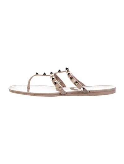 Pre-owned Valentino Garavani Rockstud Accents Rubber Slides In Neutral