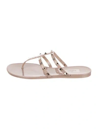 Pre-owned Valentino Garavani Rockstud Accents Rubber Slides In Neutral