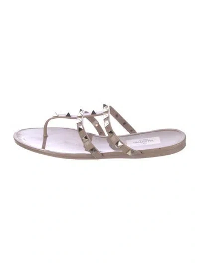 Pre-owned Valentino Garavani Rockstud Accents Rubber Slides In Neutral