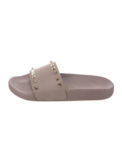 Pre-owned Valentino Garavani Rockstud Accents Rubber Slides In Purple