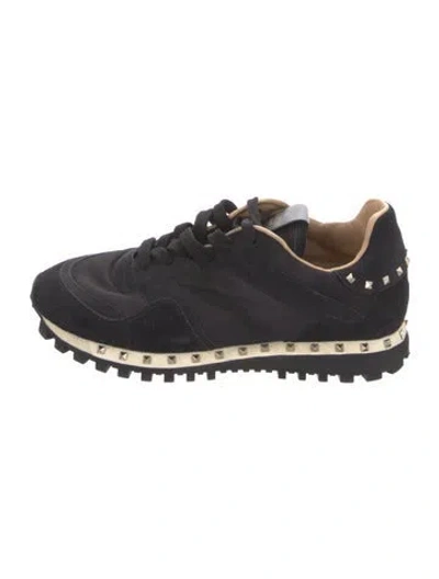 Pre-owned Valentino Garavani Rockstud Accents Suede Sneakers In Black