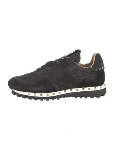 Pre-owned Valentino Garavani Rockstud Accents Suede Sneakers In Black