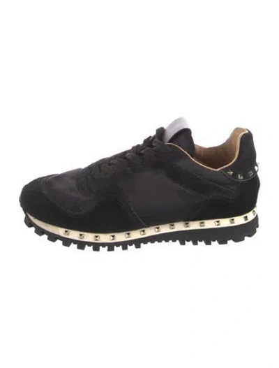 Pre-owned Valentino Garavani Rockstud Accents Suede Sneakers In Black