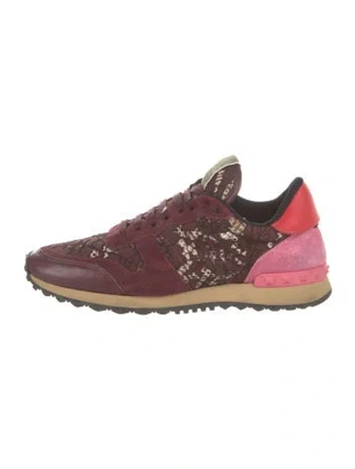Pre-owned Valentino Garavani Rockstud Accents Suede Sneakers In Burgundy