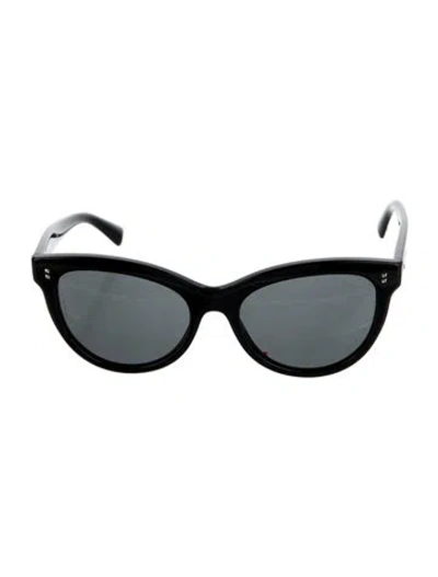Pre-owned Valentino Rockstud Accents Wayfarer Sunglasses In Black